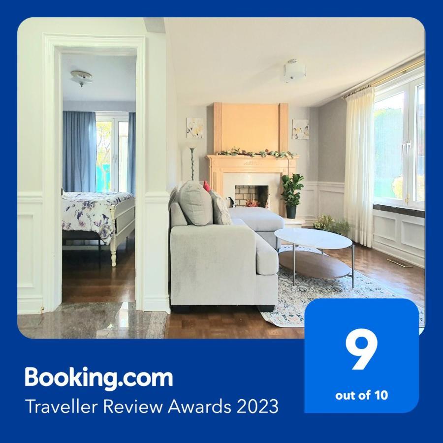 A Home Away Торонто Экстерьер фото